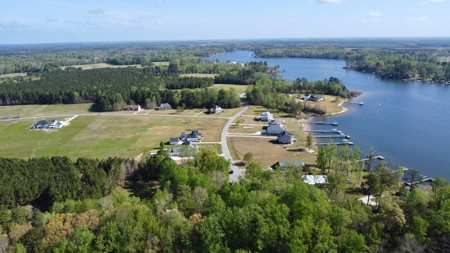 Wooded Cul-de-Sac Lot with Bath Creek Views - image 4
