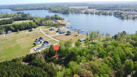 Wooded Cul-de-Sac Lot with Bath Creek Views - image 5