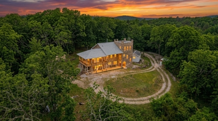 Castle for sale in the Missouri Ozarks | Shannon County - image 3