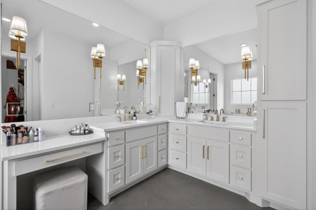 Pryor, Oklahoma Luxury Lake Home For Sale - image 24