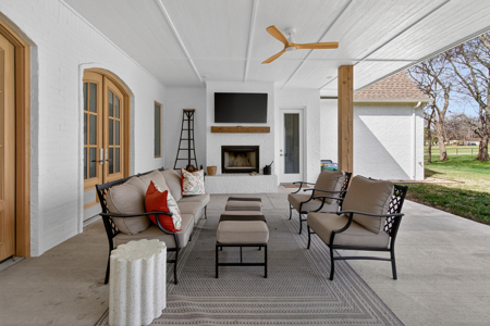 Pryor, Oklahoma Luxury Lake Home For Sale - image 46