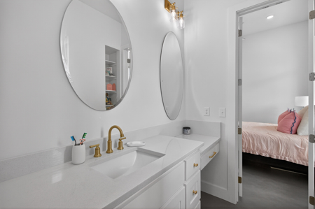 Pryor, Oklahoma Luxury Lake Home For Sale - image 33