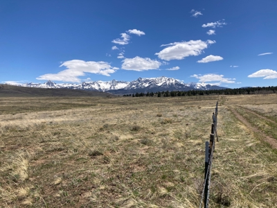 40-Acre Scenic Retreat: No HOA, Huge Views near Dallas Divide - image 5