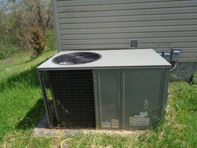 Doublewide on .19 acre lot in Morristown, Tennessee - image 3