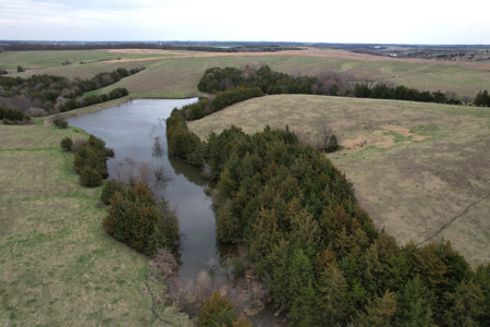 Southwest Iowa Income Producing Combination Farm - image 8