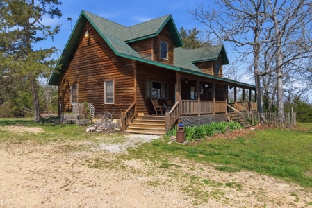 Rustic Country Home in Secluded Missouri Ozarks in Theodosia, MO - image 2