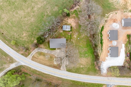 Updated Home With Sulphur Mountain View For Sale Harrison - image 30