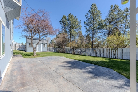 Eastern Oregon Four Bedroom Home on the Hill - image 26