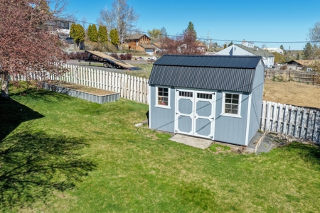 Eastern Oregon Four Bedroom Home on the Hill - image 47