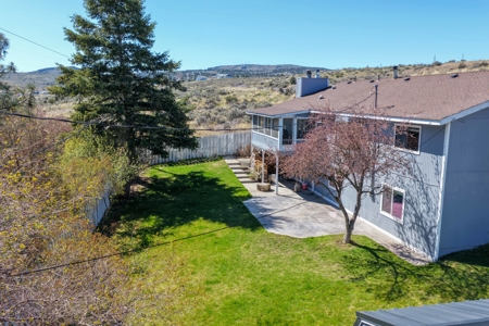 Eastern Oregon Four Bedroom Home on the Hill - image 45
