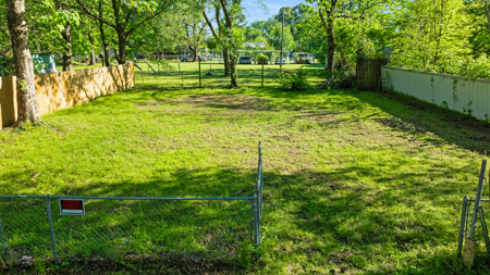 2 Bed Home on Double Lot in Paris, TX Great Starter Home - image 10