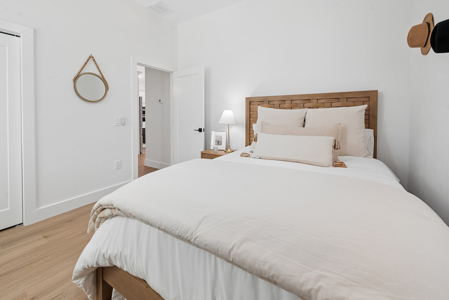 Beautiful Home on 5 Acres for Sale in Fort White, FL - image 23