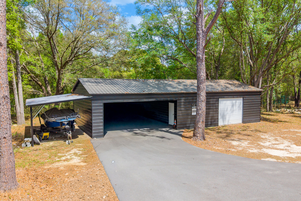 Beautiful Home on 5 Acres for Sale in Fort White, FL