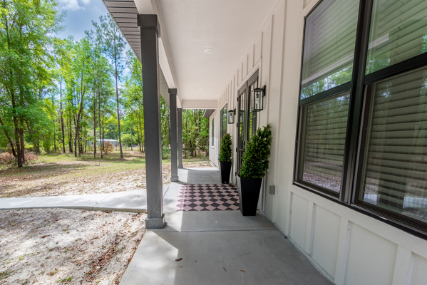 Beautiful Home on 5 Acres for Sale in Fort White, FL