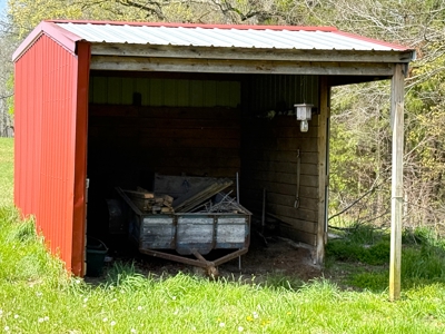 Spacious Home - Garage - Basement - 2.66 Acres- Liberty, KY. - image 14