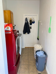 Spacious Home - Garage - Basement - 2.66 Acres- Liberty, KY. - image 44