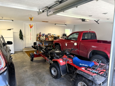 Spacious Home - Garage - Basement - 2.66 Acres- Liberty, KY. - image 47