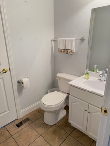 Spacious Home - Garage - Basement - 2.66 Acres- Liberty, KY. - image 42