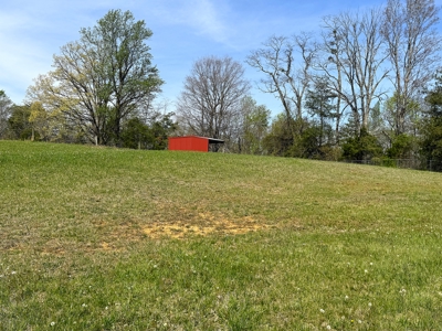 Spacious Home - Garage - Basement - 2.66 Acres- Liberty, KY. - image 7