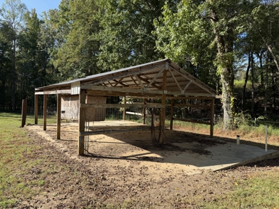 Country Estate Farm For Sale In Tn, 61.5 Ac, Creek, Fields, Barn - image 37