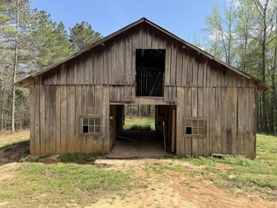 Country Estate Farm For Sale In Tn, 61.5 Ac, Creek, Fields, Barn - image 35