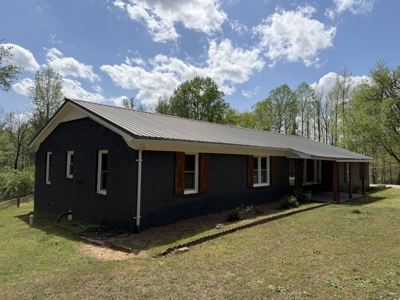 Country Estate Farm For Sale In Tn, 61.5 Ac, Creek, Fields, Barn - image 8