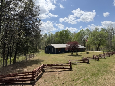 Country Estate Farm For Sale In Tn, 61.5 Ac, Creek, Fields, Barn - image 22