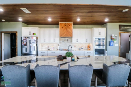 *Barndominium* on 10 Acres at Roundup! 25 Miles from Lubbock! - image 11