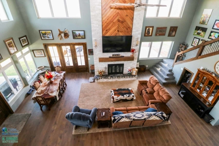 *Barndominium* on 10 Acres at Roundup! 25 Miles from Lubbock! - image 7