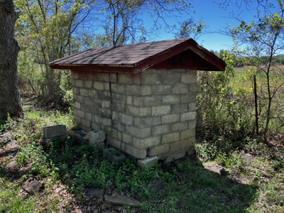 Nice Country Home On Large Lot With Additional Acreage Available - image 39