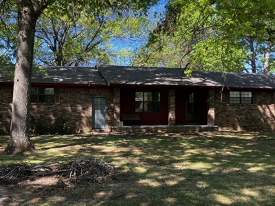 Nice Country Home On Large Lot With Additional Acreage Available - image 43