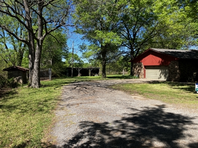 Nice Country Home On Large Lot With Additional Acreage Available - image 12