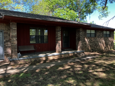 Nice Country Home On Large Lot With Additional Acreage Available - image 4