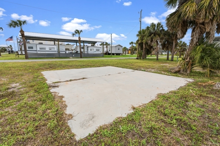 Prime Commercial Corner Lot in the Heart of Horseshoe Beach - image 5