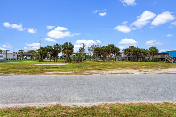 Prime Commercial Corner Lot in the Heart of Horseshoe Beach