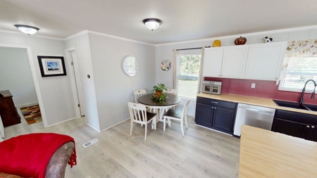 Updated Home Near Lake in Harbor Point! - image 14