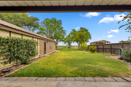 Living the Life on the Lake at 202 Lakeview, Lake City, Texas - image 39
