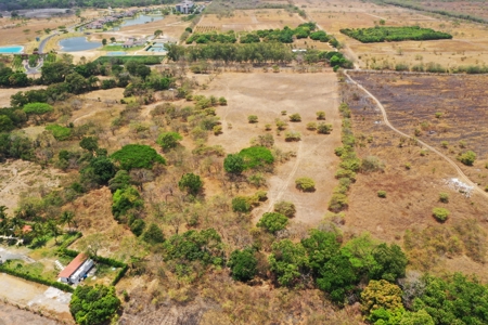 Prime 4.4-Hectare Flat Land Near Buenaventura & Playa Blanca - image 11