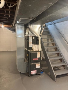 Like-New, All-Level Living Just Off the Belt Highway - image 35