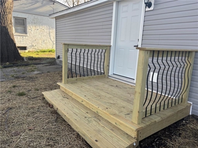 Like-New, All-Level Living Just Off the Belt Highway - image 11