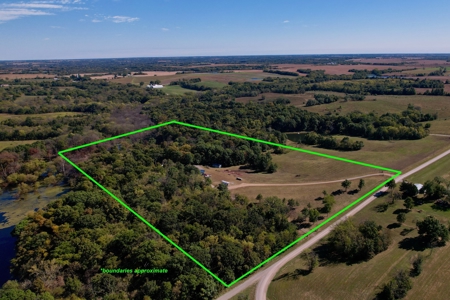 20± Acres with Utilities in DeKalb County, MO - image 1