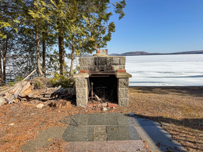 Bungalow At Waters' Edge - Cold Stream Pond - image 5