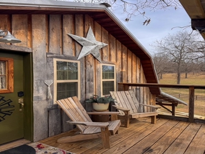 Home With Apartment Loft And Several Outbuildings - image 39