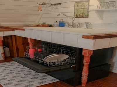 Home With Apartment Loft And Several Outbuildings - image 44