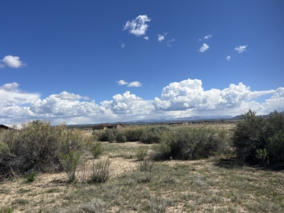 Land FOR SALE in popular Cielo Bonito subdivision - image 2