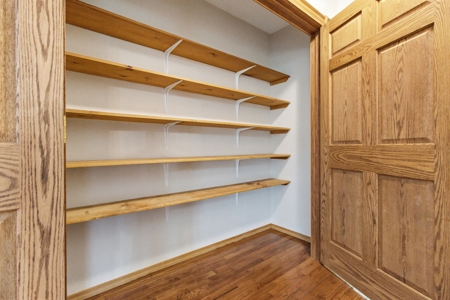 Secluded Family Home and 12 Acres in Oregon County, Thayer, MO - image 13