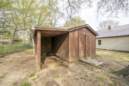 Updated Home for Sale in One-Acre Lot in Jackson, TN - image 26