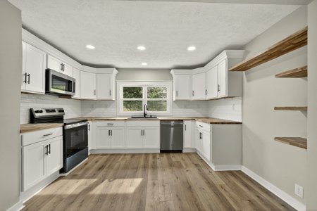 Updated Home for Sale in One-Acre Lot in Jackson, TN - image 6