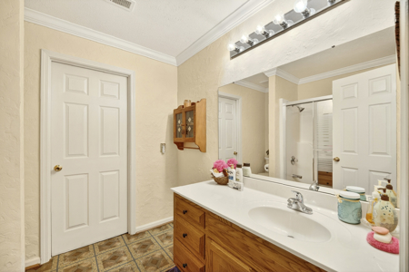 Custom Home for Sale with Lake Views in Lexington, TN - image 34