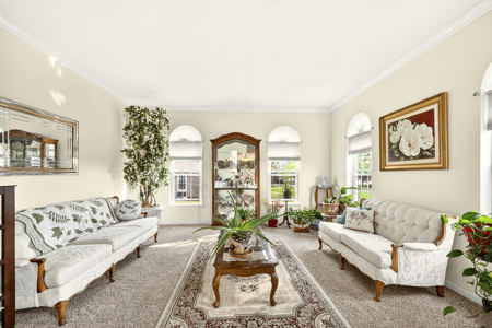 Custom Home for Sale with Lake Views in Lexington, TN - image 7